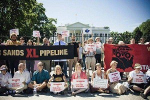 That's my pals Cameron, Nikki and Pauline sitting with me  in front of the White House risking arrest for Keystone XL Pipeline. August 31, 2011